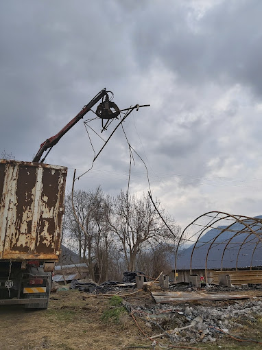 SF RECUPERATION: Entreprise ferraille et métaux - Débarras - Location bennes - Enlèvement épave 04 Sisteron Laragne-Montéglin