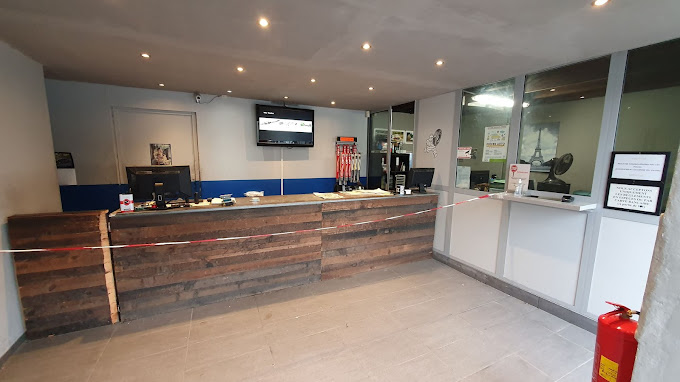 Ad Automobiles SARL - Photo 6