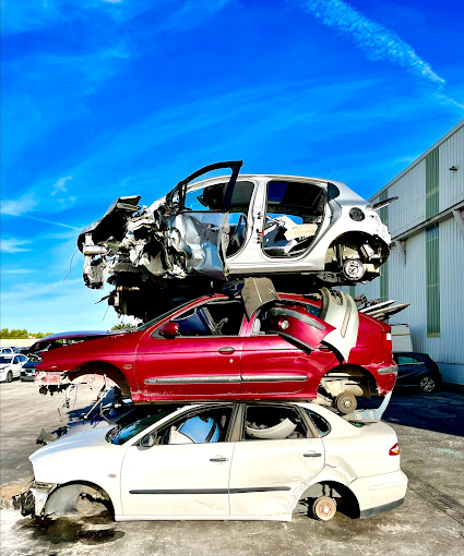 Surplus Autos - Photo 3