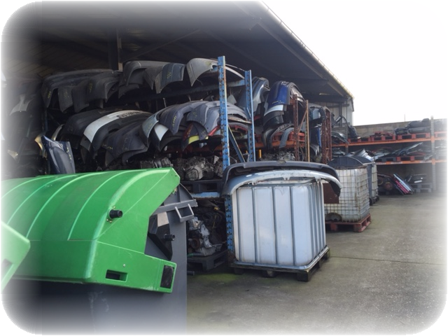 Auto-Destruction - Photo 3