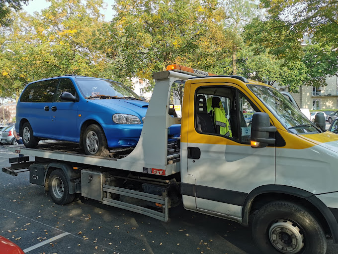 Recycling Car - Photo 5