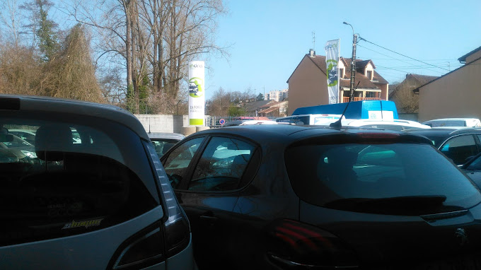 Jupiter Automobiles - Photo 2